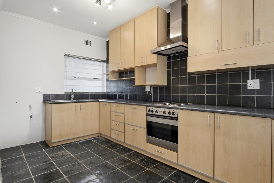 2 Bedroom Property for Sale in Oranjezicht Western Cape
